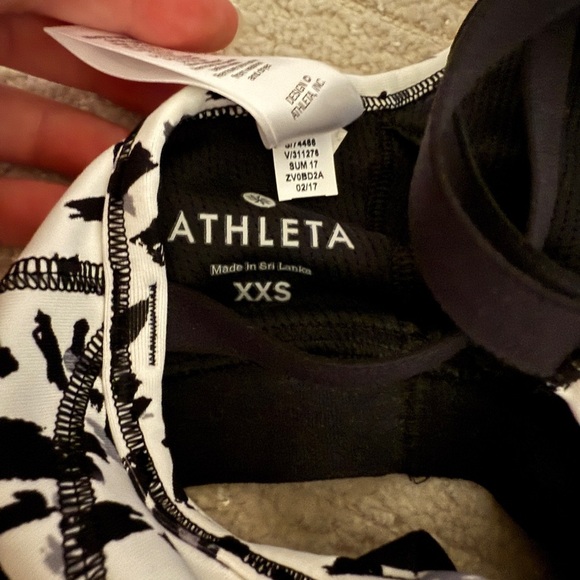Athleta Sports Bra - Picture 5 of 5